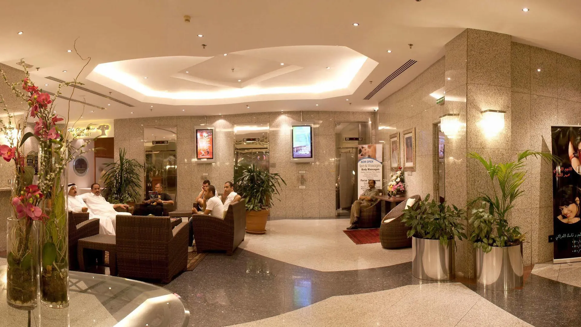 Avari Dubai Hotel
