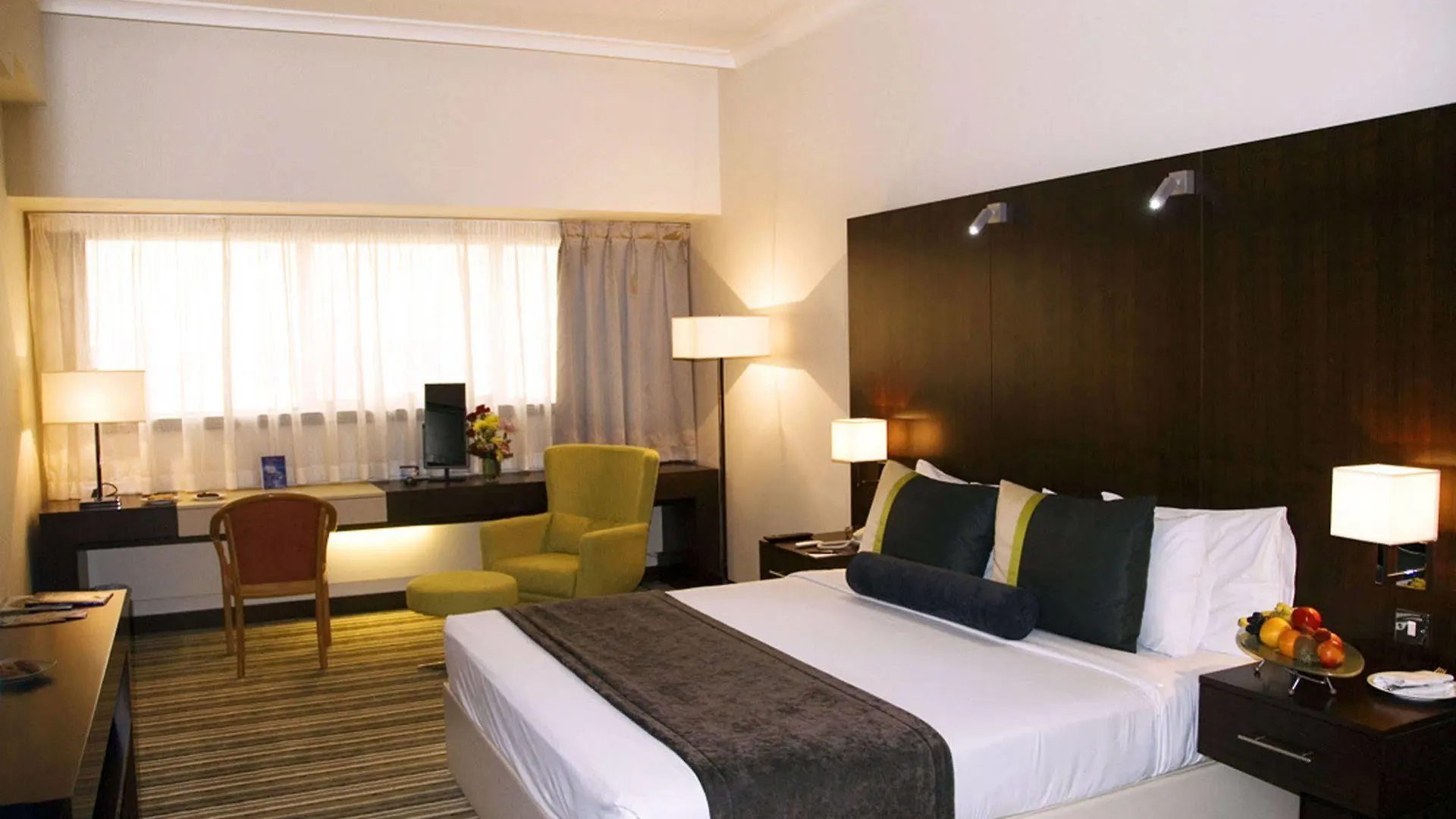 Avari Dubai Hotel